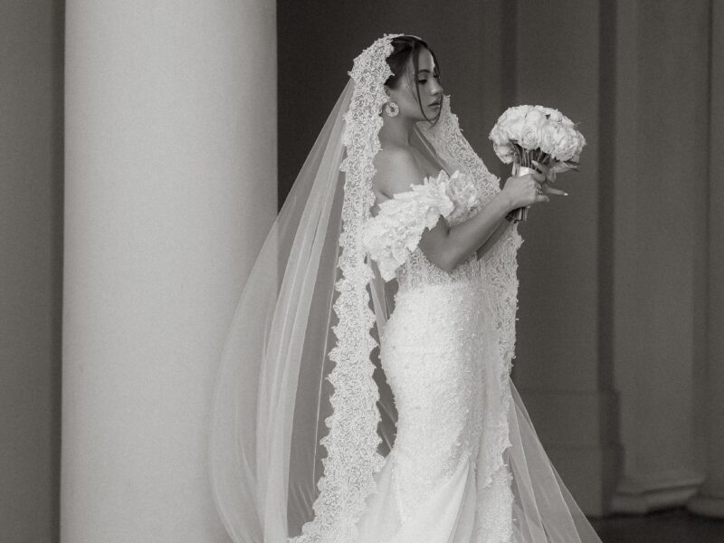 White Elegant Wedding Dress