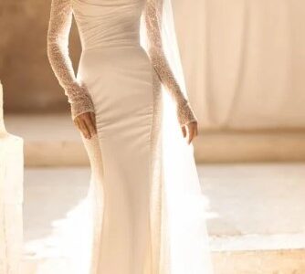 Eva Lendel “Envy” Wedding Dress – Brand New, Never Worn (Size 6 / EU 40)