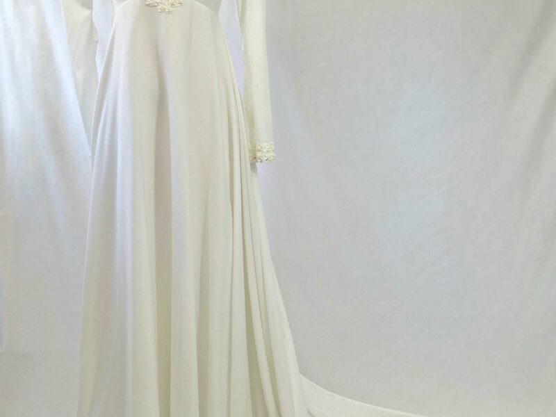 LGWU 1970s Jersey knit minimalist wedding dress