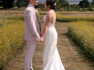 Beautiful ivory Madi Lane fitted wedding dress